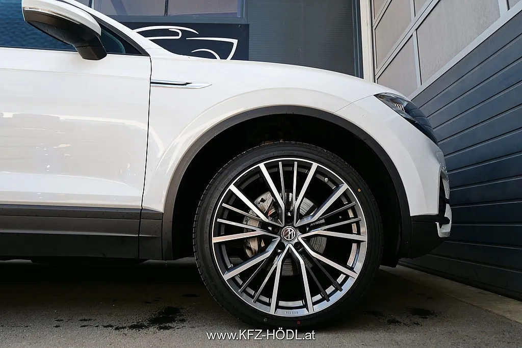 Volkswagen Touareg 4Motion V6 TDI SCR Aut. Image 7