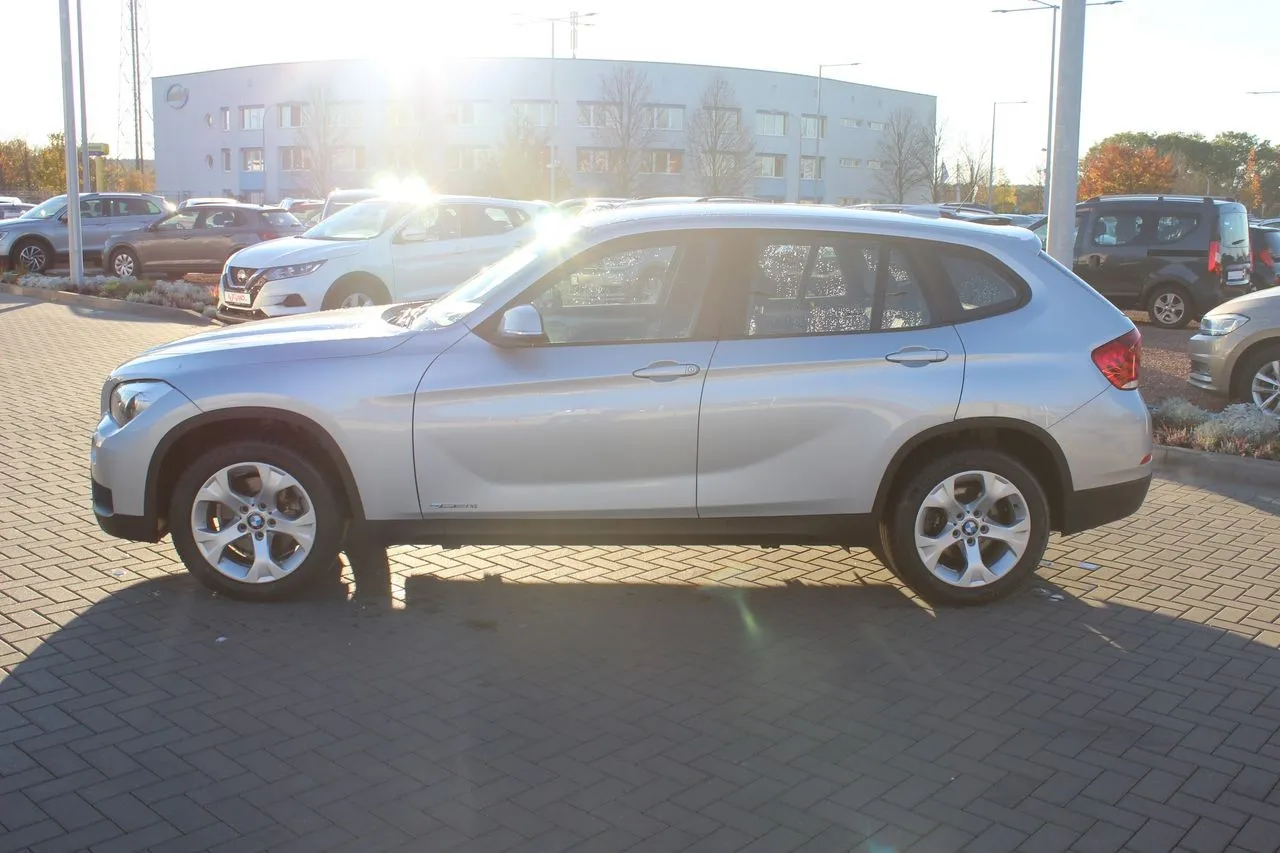 BMW X-Serie sDrive 20i 2-Zonen-Klima...  Image 8