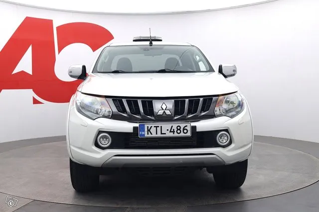 Mitsubishi L200 ClubCab 2,4 DI-D Magnum MT - / ALV 24% / Kamera / Koukku / Suomi-auto / Täydellinen merkkiliikkeen huoltokirja / Image 8