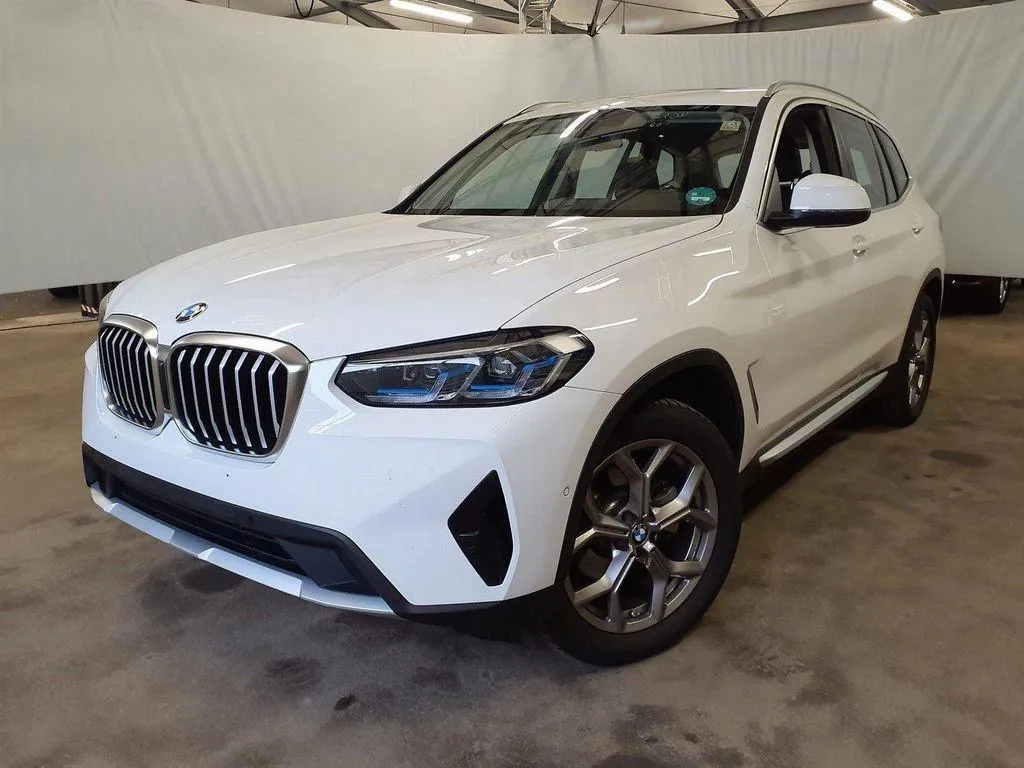 BMW X3 xDrive20d 48V Business Advantage Image 2