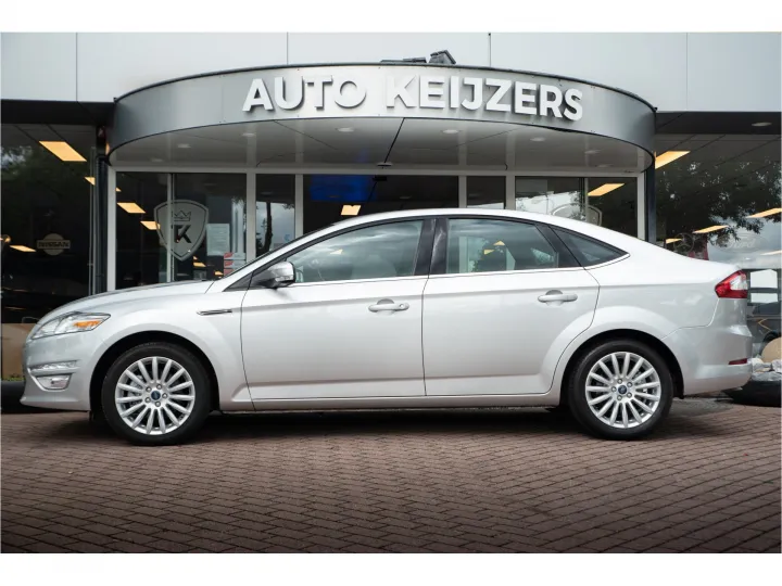 Ford Mondeo 2.0 TDCI Titanium  Image 3