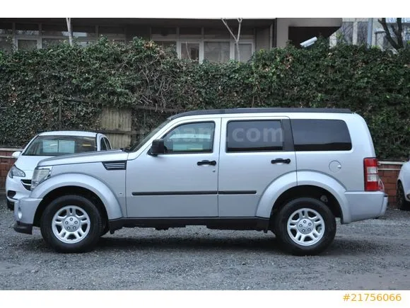 Dodge Nitro 2.8 CRD SE Image 1