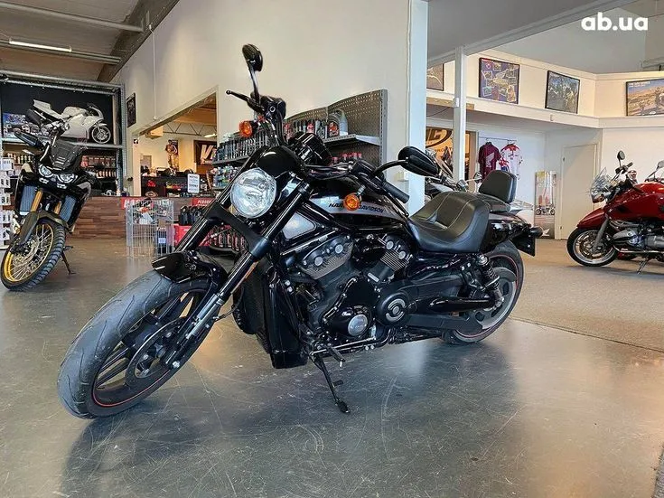 Harley-Davidson VRSCDX Image 1